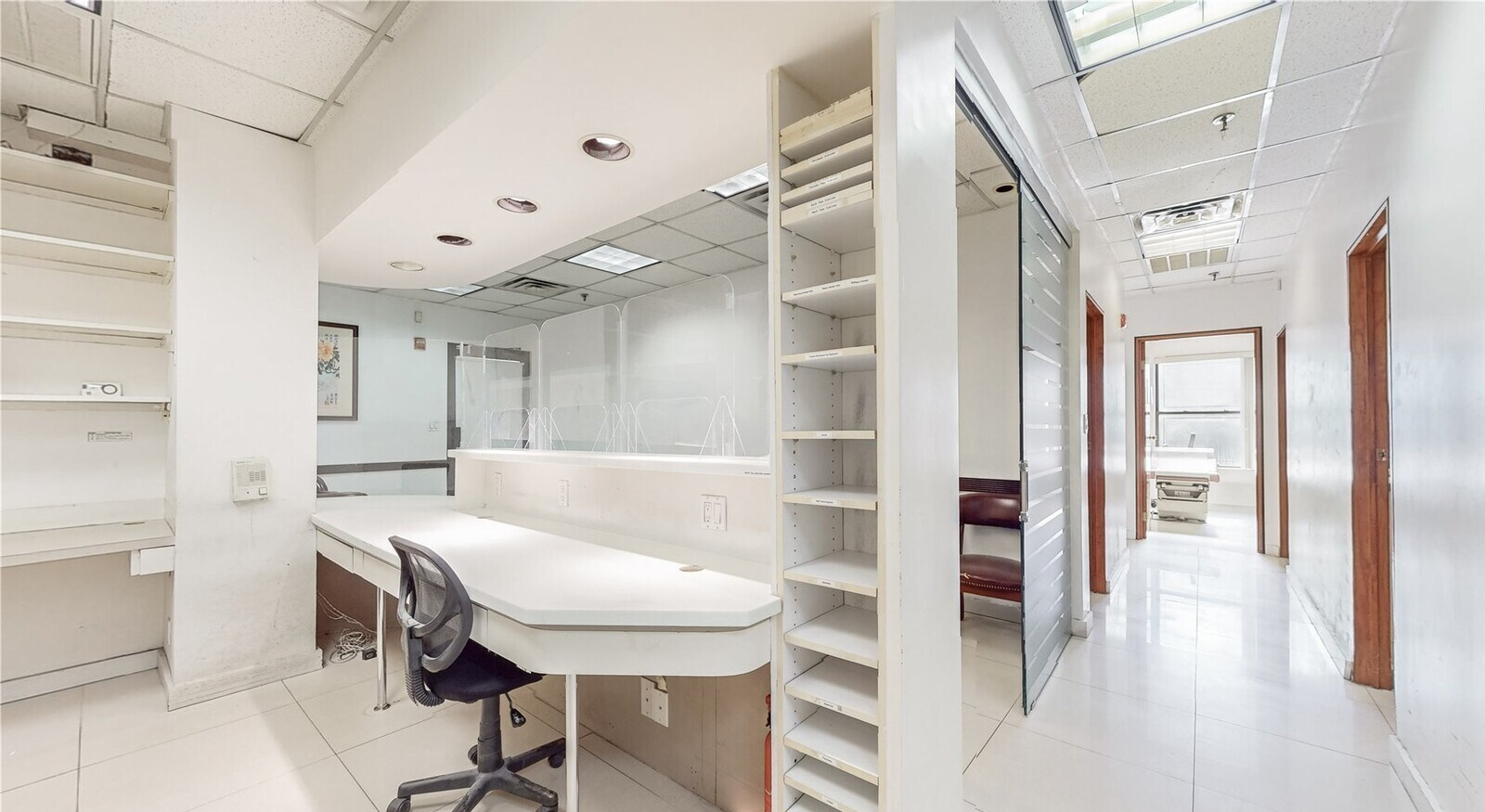 Canal St, City Hall, Medical Office Space For Lease 1,800 SF
