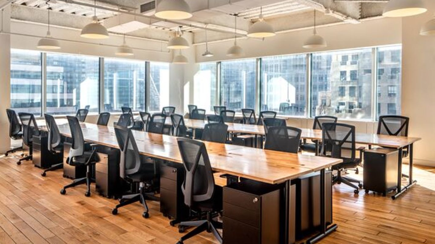 Pros and Cons of Coworking vs. Traditional Private Office Space in NYC