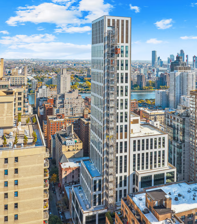 1st Ave, Upper East Side, Built Out Medical Space For Lease 16,100 SF