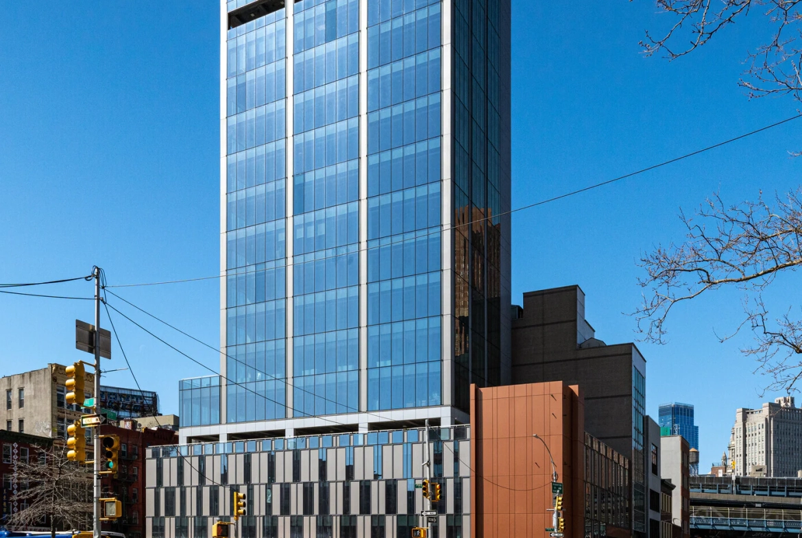 E Broadway, Lower East Side, Medical Office Space For Lease 3,600 SF