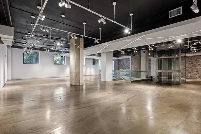 ues retail.5