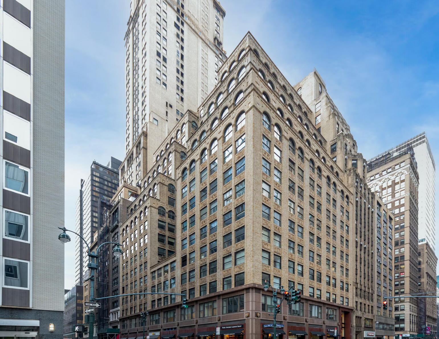 270 Madison Ave, New York, NY, Grand Central, Class B Office Building for Lease