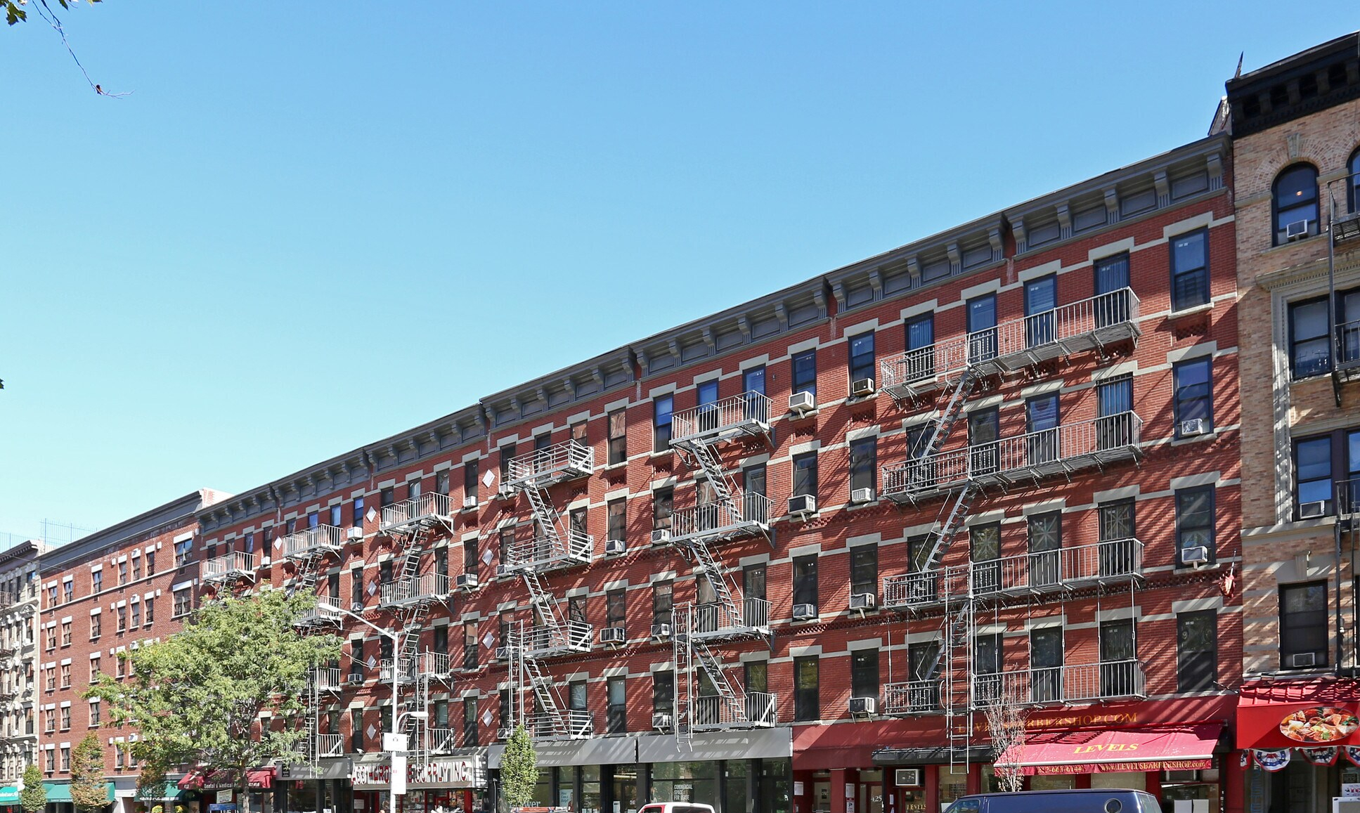 W 125th St, Harlem, Fully Built Out Medical Space For Lease 1,850 SF