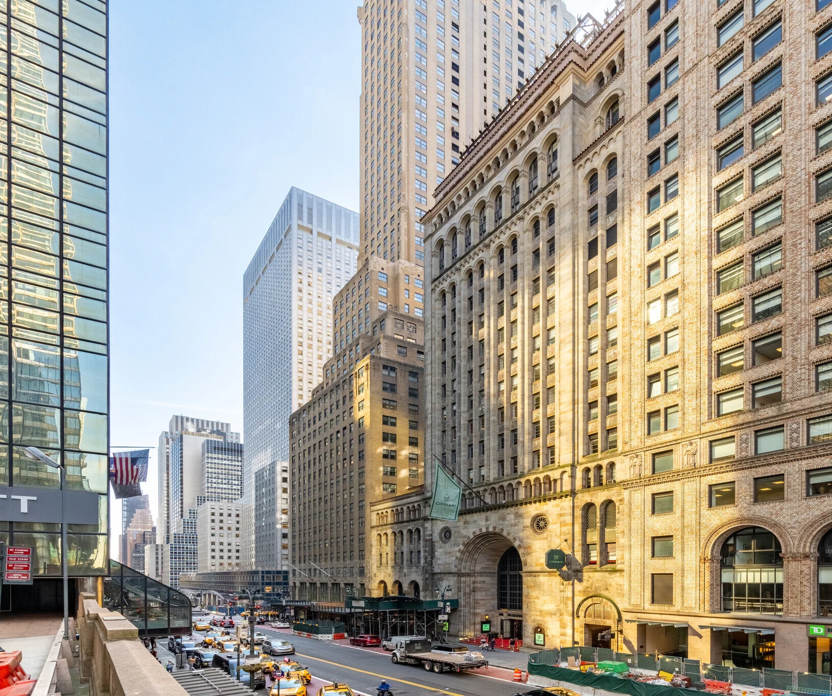 110 E 42nd St, New York, NY, Grand Central, Class B Office Building For Lease 110 E 42nd St, New York, NY, Grand Central, Class B Office Building For Lease