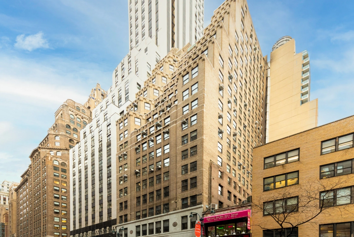 271 Madison Ave, New York, NY, Grand Central, Class B Office Building For Lease