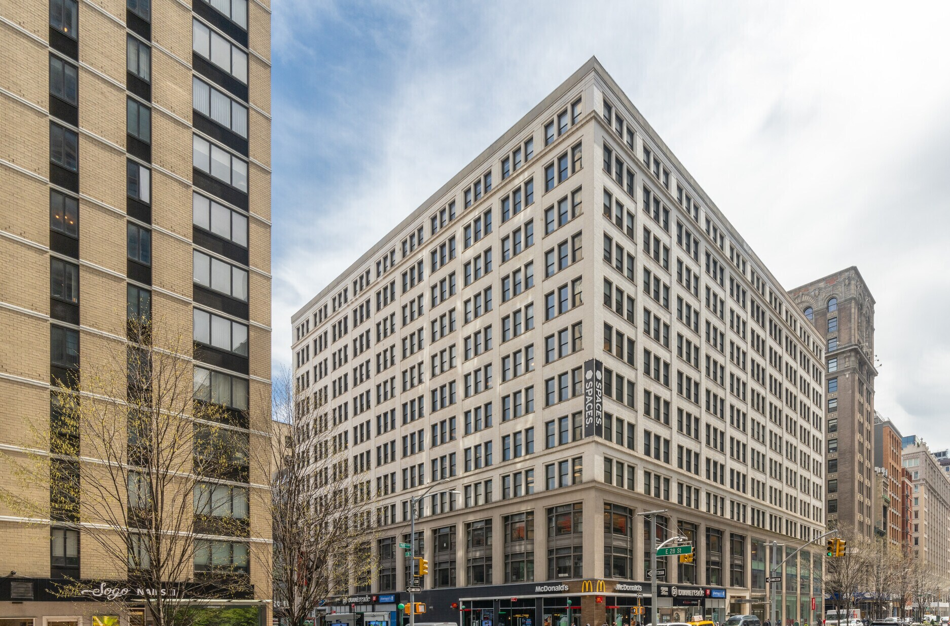 401 Park Ave S, New York, NY, Gramercy Park, Class В Office Building