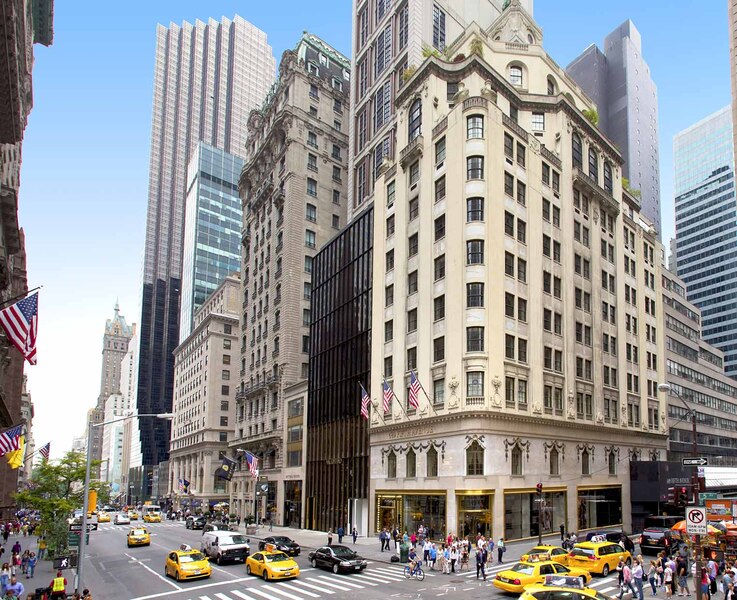 689 Fifth Ave, New York, NY, Plaza District, Class B Office Building For Lease
