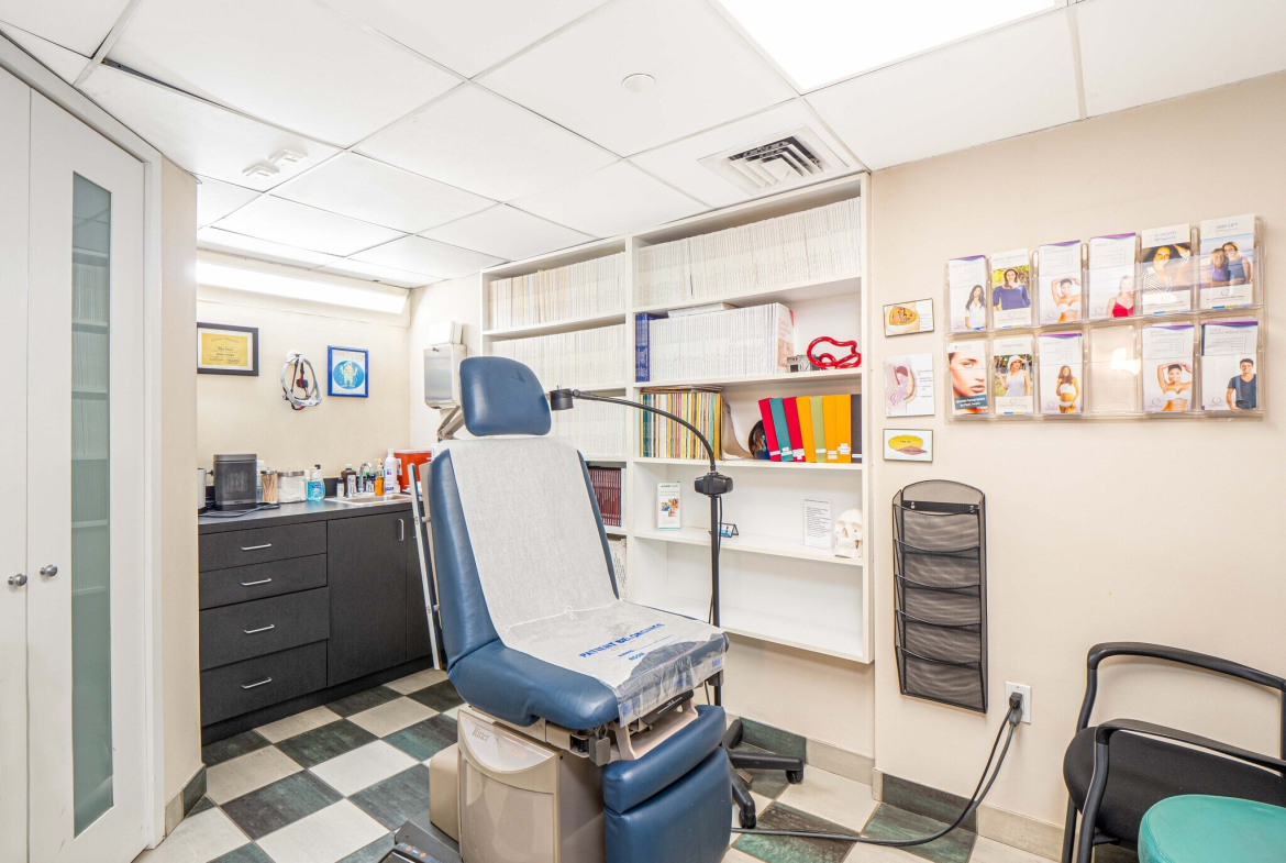 Madison Ave, Murray Hill, Fully Built-Out Medical Office Space For Rent 1,550 SF