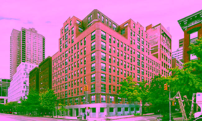 W 52nd St, Midtown West, Retail Space For Lease 4,100 SF