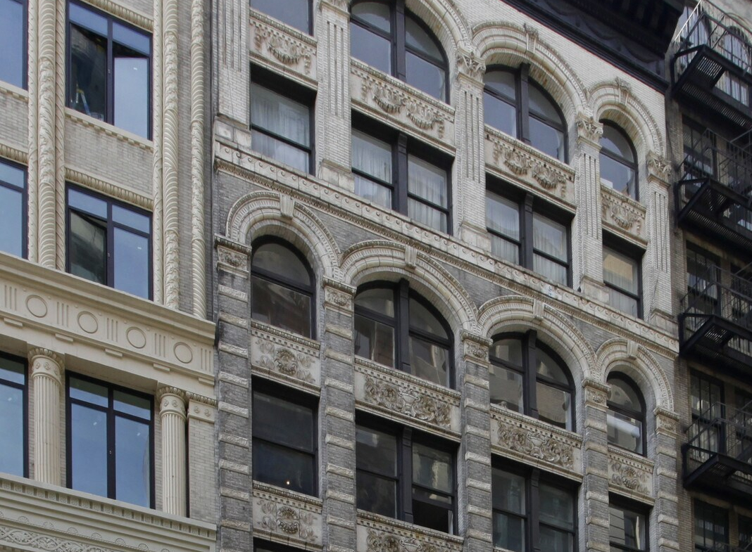 E 11th St, Greenwich Village, Office Space For Lease 4,900 SF