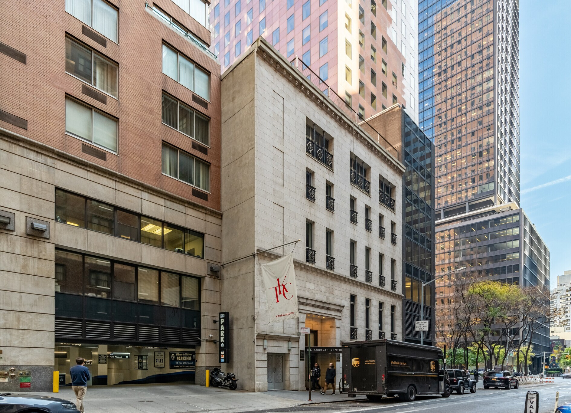 E 48th St, Plaza District, Office Space For Rent 4,550 - 5,210 SF