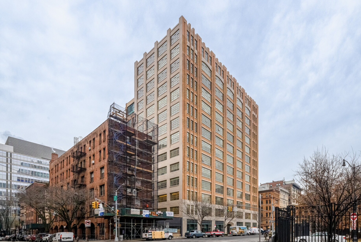 Hudson St, Tribeca, Retail Space For Lease 1,650 SF