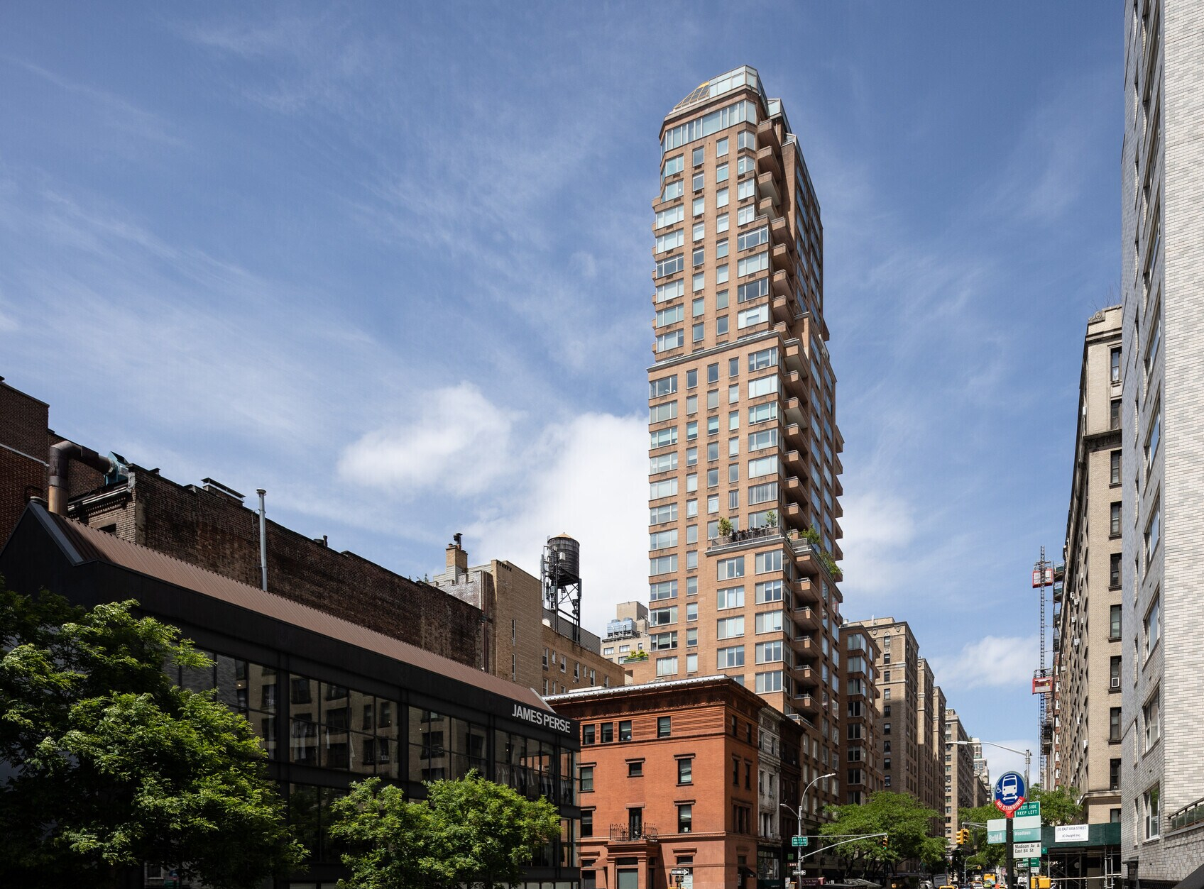 Madison Ave, Upper East Side, Retail Space For Lease 5,600 SF