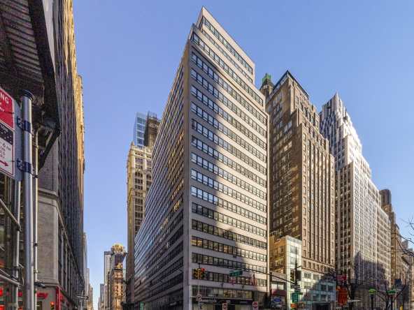 Broadway, Bryant Park, Office Space For Lease 1,550 - 3,200 SF
