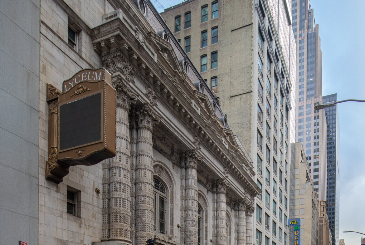W 45th St 1