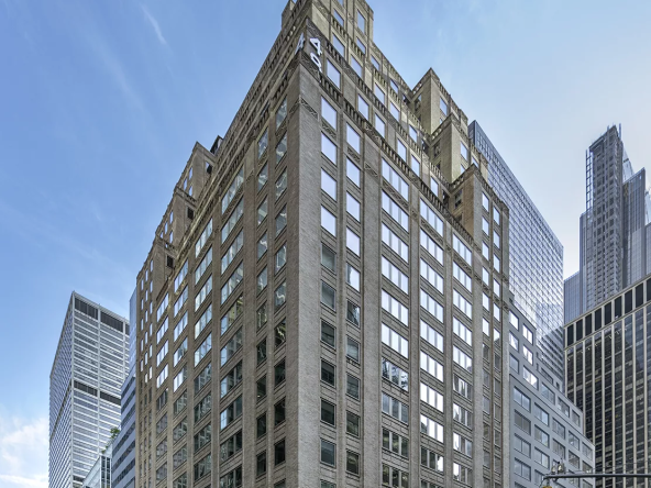 Madison Ave, Plaza District, Fully Built-Out Space For Lease 14,050 - 15,700 SF