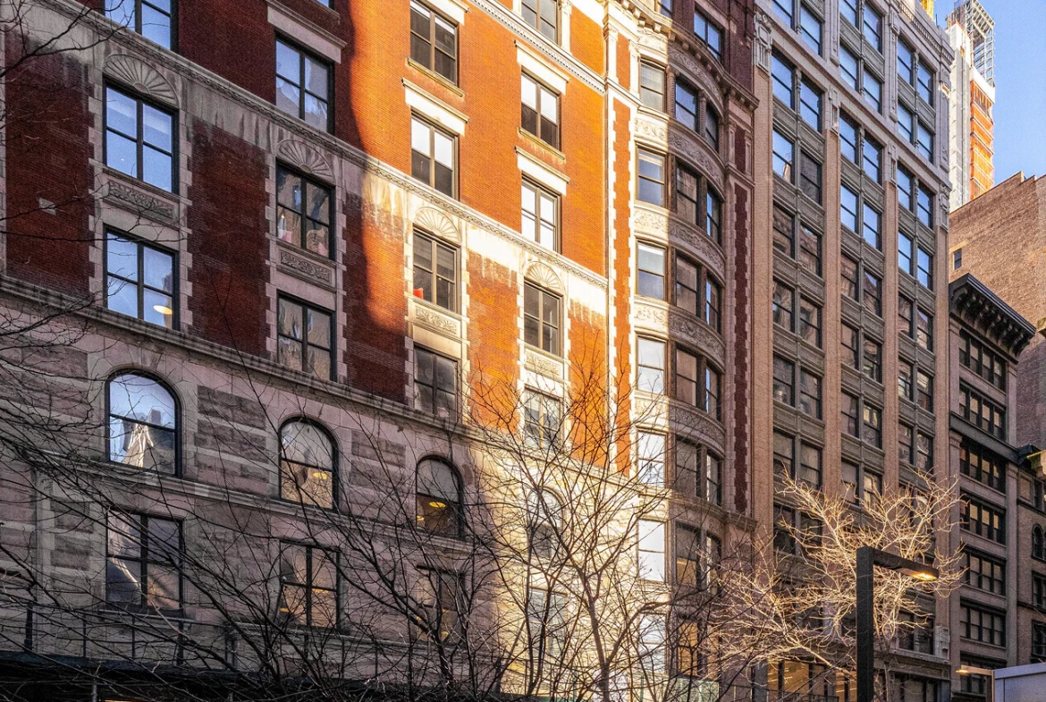 W 27th St, Chelsea, Fully Built-Out & Furnished Office Space For Lease 5,700 SF