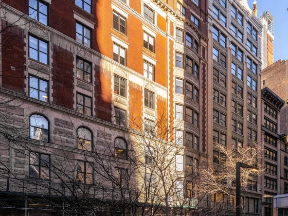 W 27th St, Chelsea, Fully Built-Out & Furnished Office Space For Lease 5,700 SF