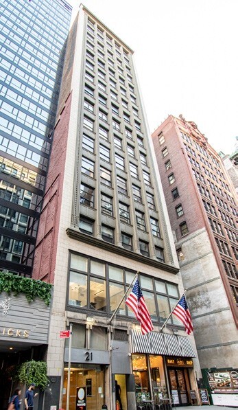Bryant Park, W 38th St, Office Space For Lease 4,400 SF