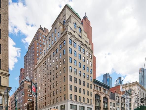 Fifth Ave, Murray Hill, Fully Built-Out Office/Showroom Space For Lease 2,450 SF