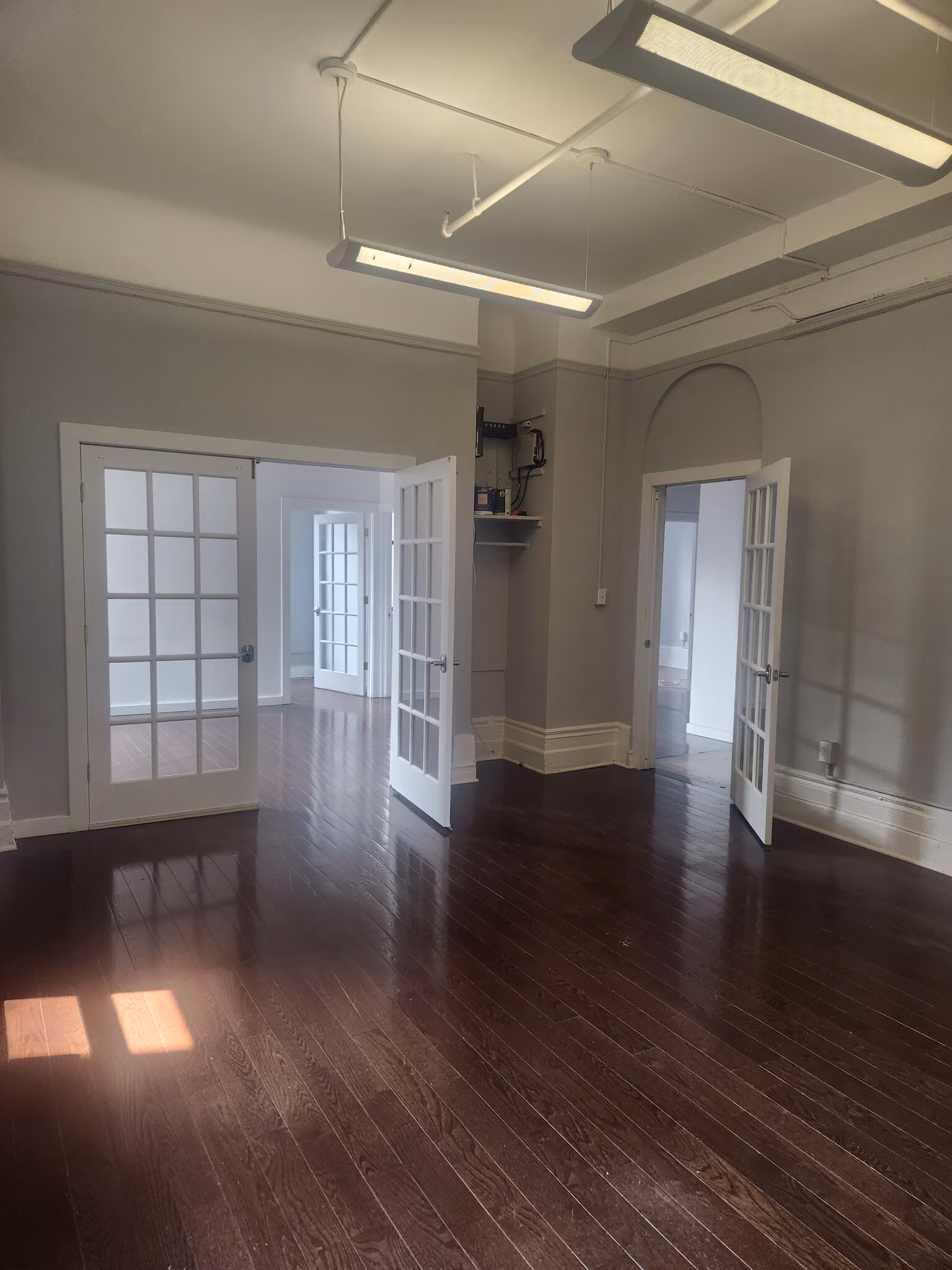 Chelsea, Broadway, Partially Built-Out Office Space For Lease 1,450 SF