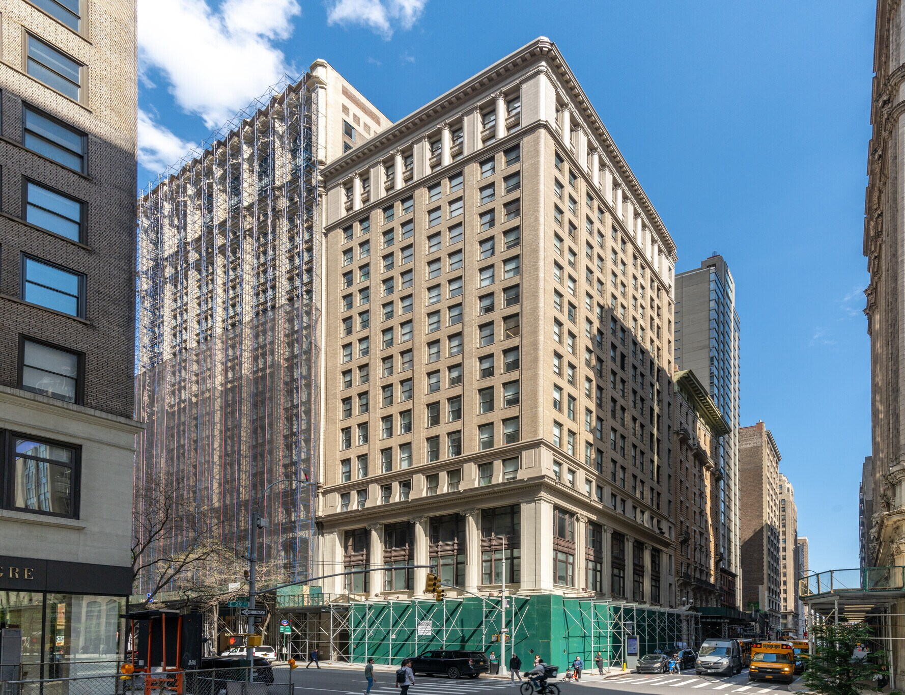 Madison Ave, Gramercy Park, Office Space For Sublease 8,200 SF