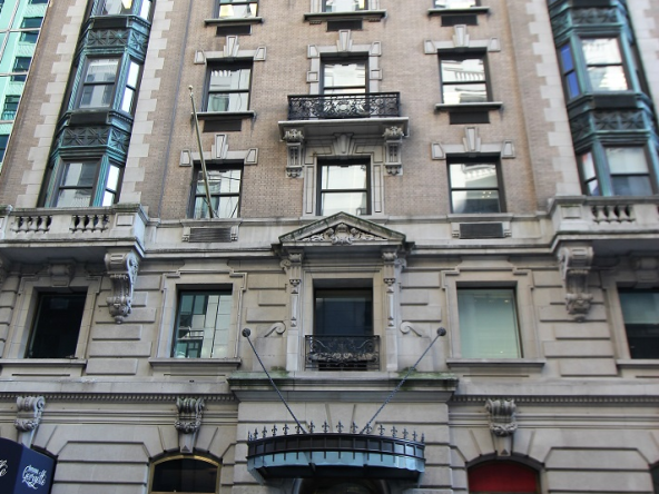 E 60th St, Plaza District, Fully Built-Out Space For Lease 2,800 SF