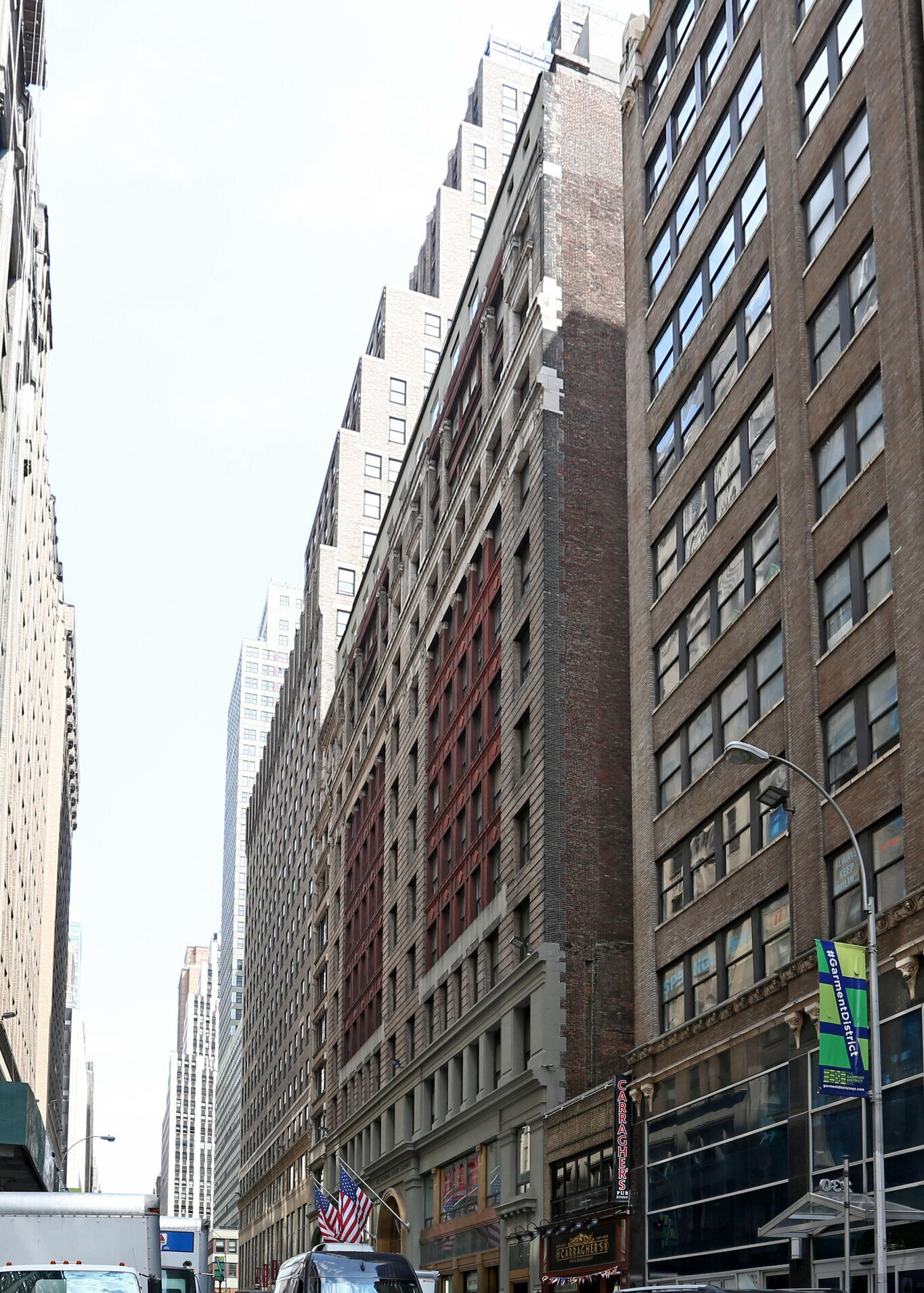 Garment District, W 39th St, Office Space For Rent 1,250 – 2,900 sf
