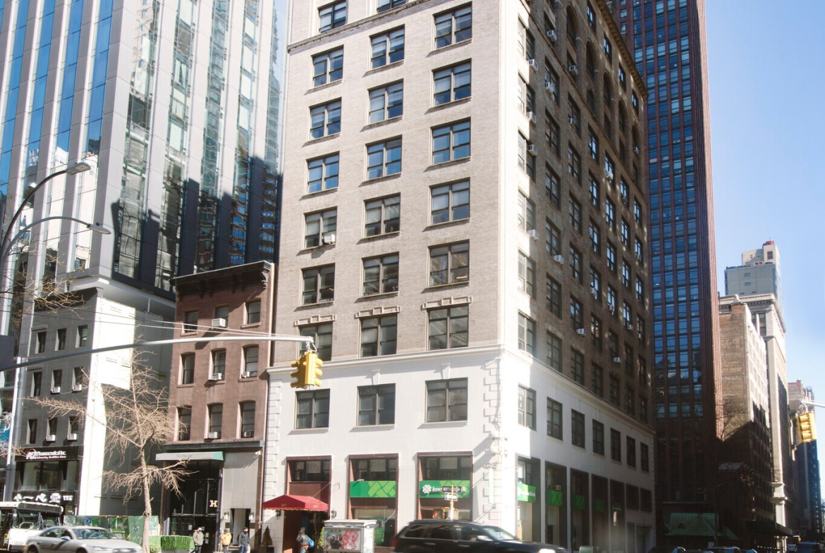 Gramercy Park, Fifth Ave, Office Space For Lease 1,150 SF