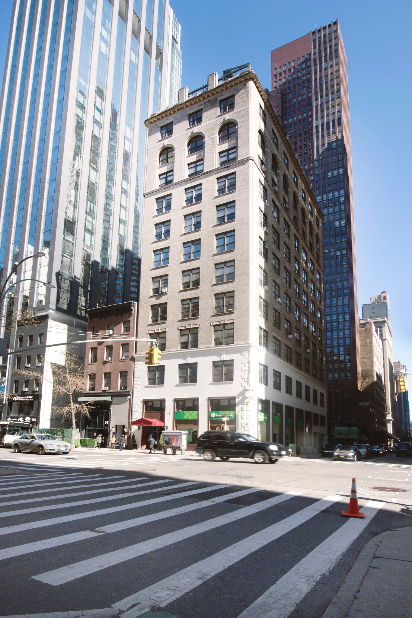 Gramercy Park, Fifth Ave, Office Space For Lease 1,150 SF
