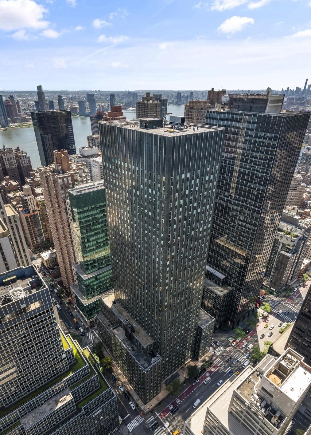 Third Ave, Grand Central, Fully Furnished Office Space For Lease 3,350 - 44,700 SF