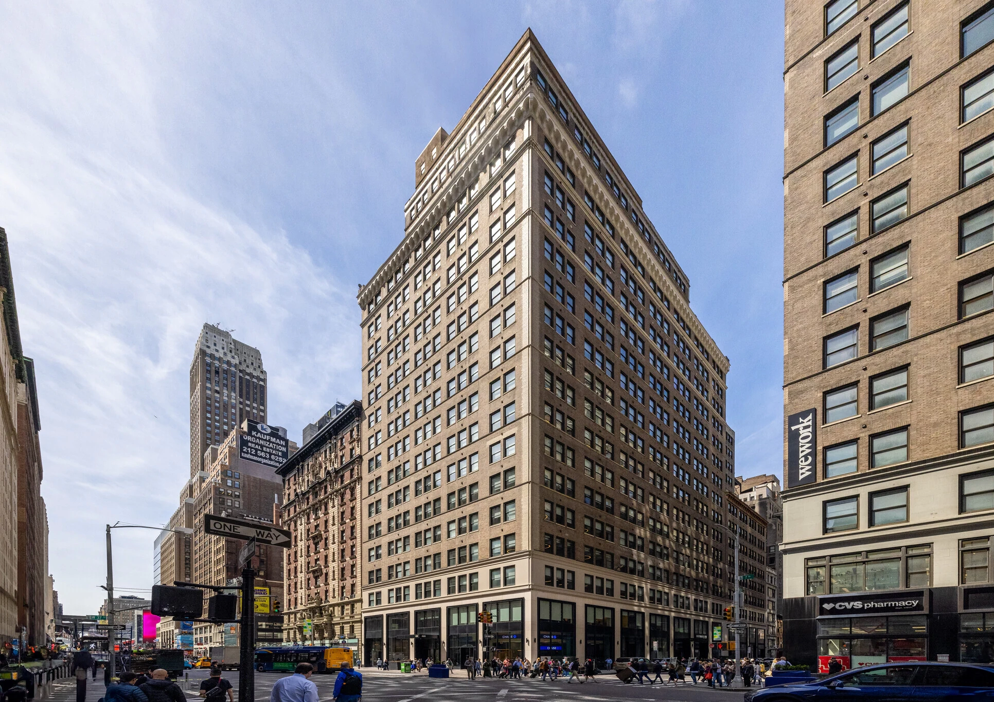Times Square, Seventh Ave, NY Office Space For Lease 12,600 SF