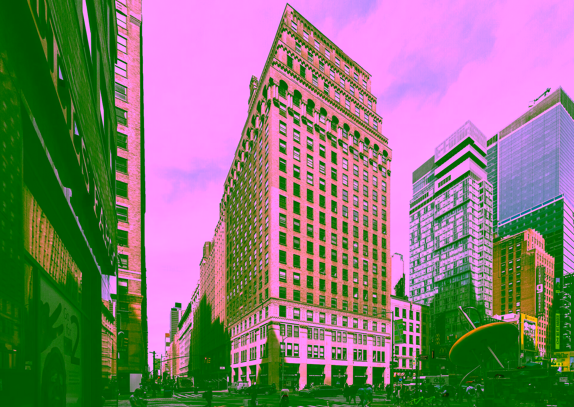 Seventh Ave, Garment District, NY Office Space For Rent 12,050 SF