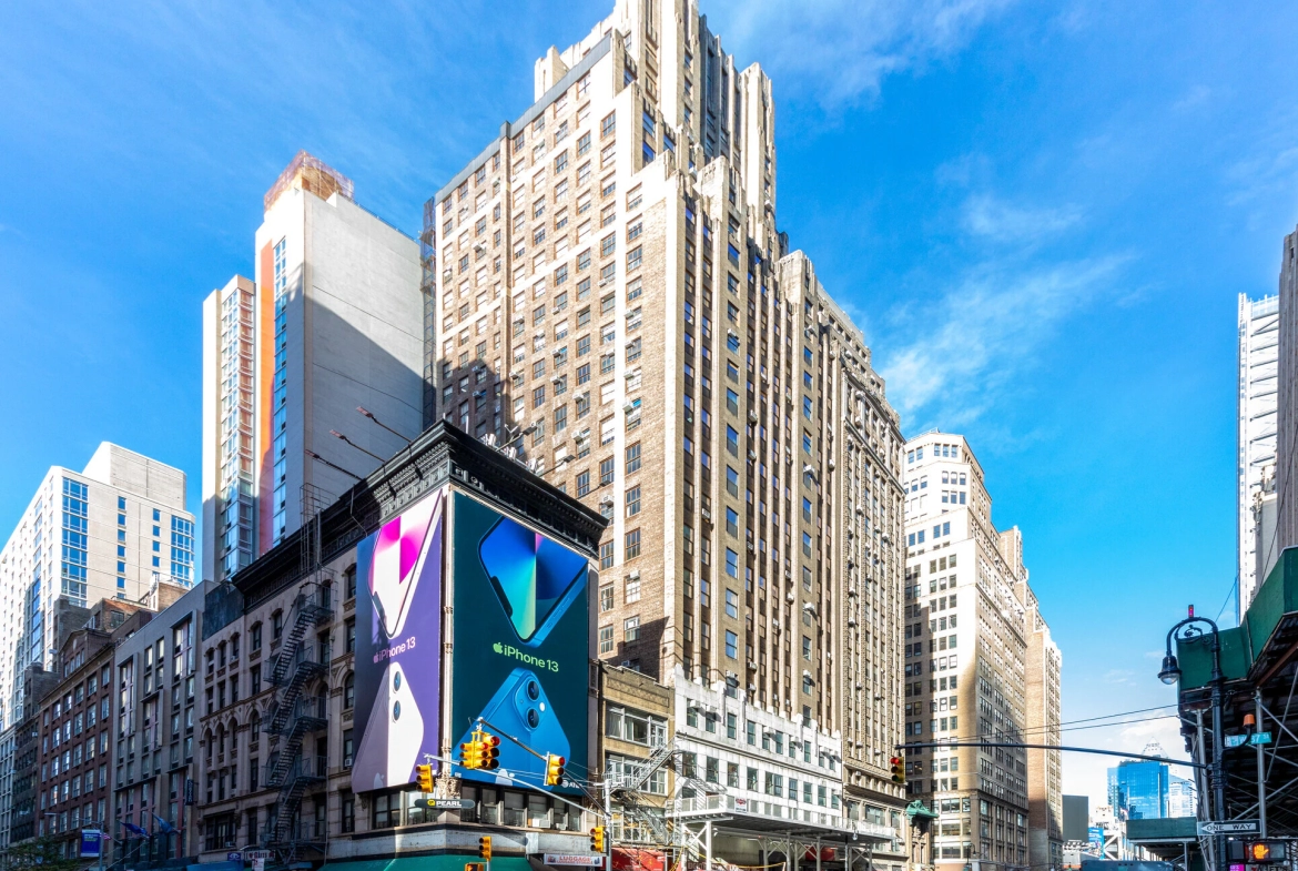 Eighth Ave, Penn Station, Pre-Built Office Space For Rent 1,300 - 8,050 SF