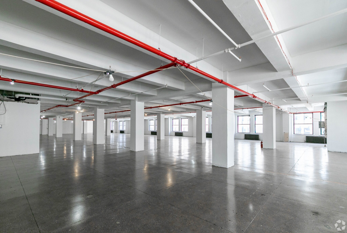 Eighth Ave, Midtown Manhattan, Fully Built-Out Office Space For Lease 1,700 - 22,700 SF