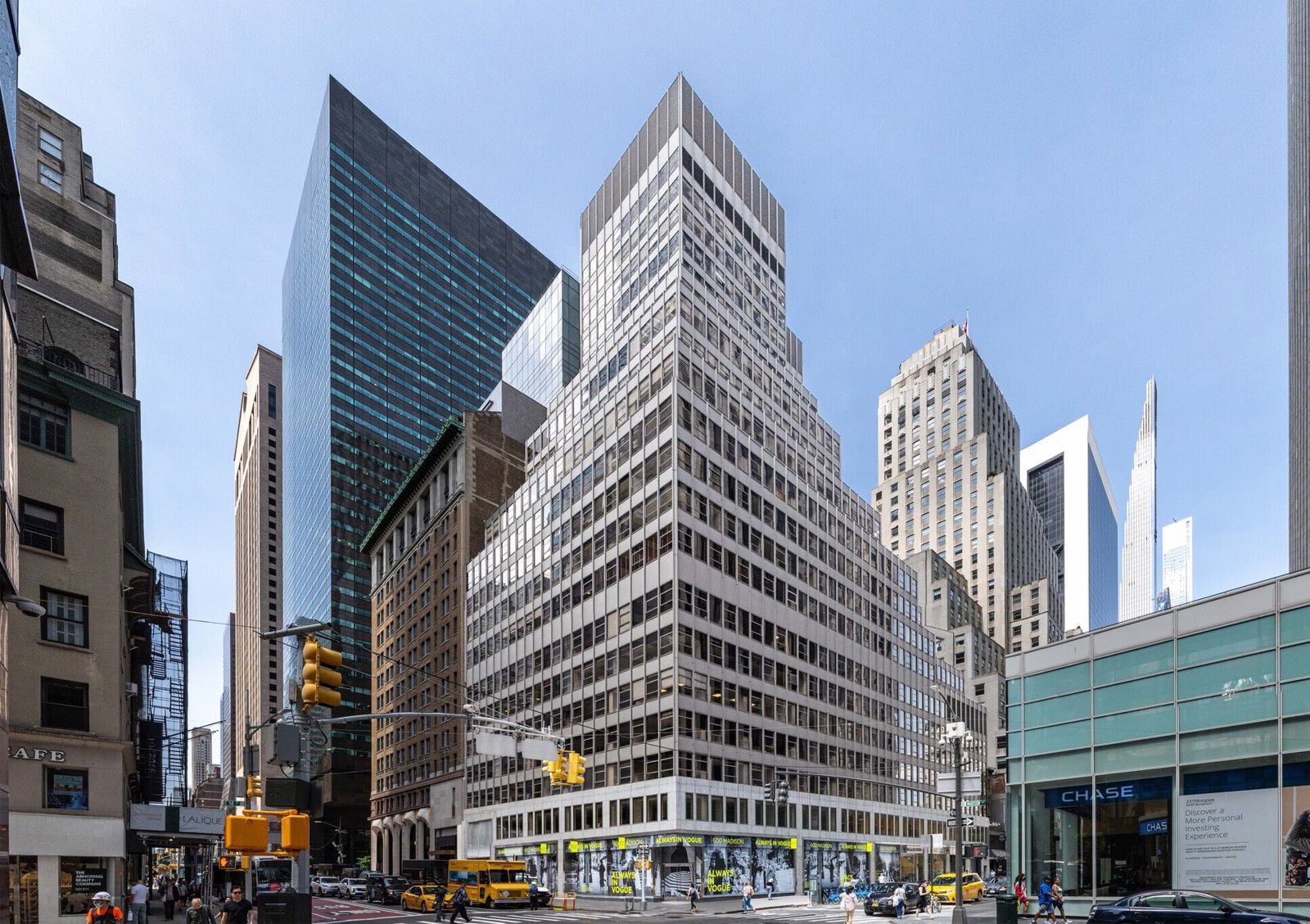 Madison Ave, Plaza District, NY Office Space For Lease 12,800 - 13,500 SF