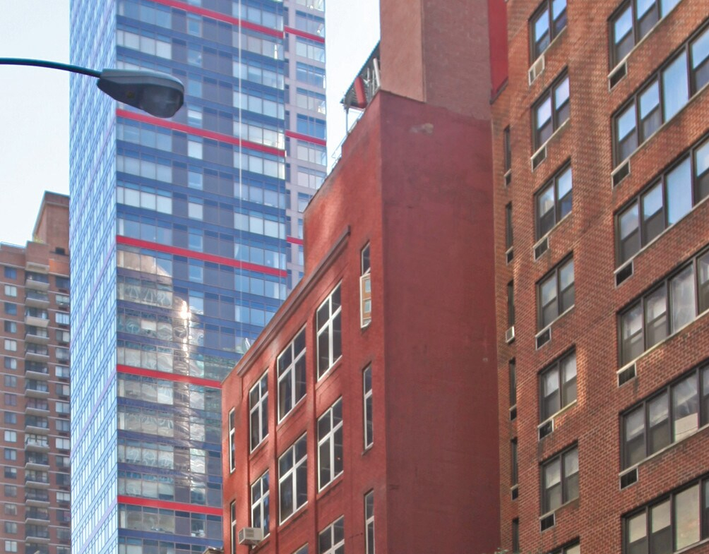 E 54th St, Plaza District, NY Office space for rent 1,450 SF