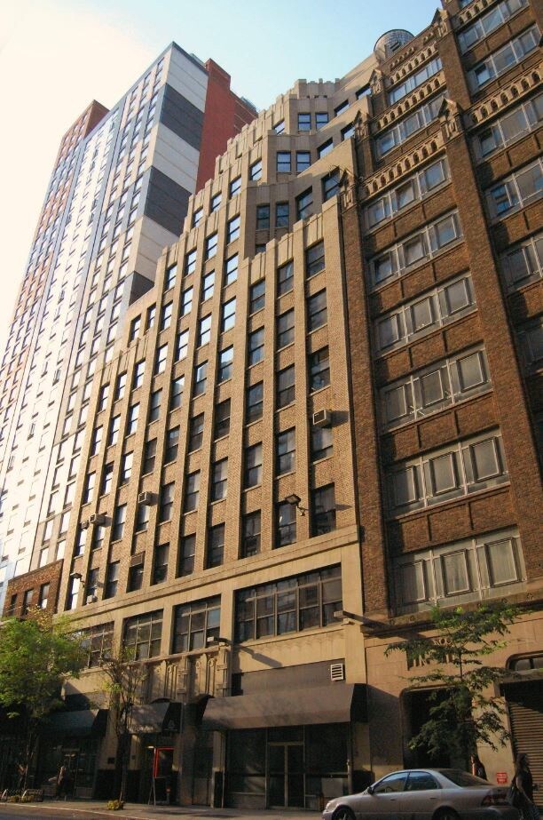 W 39th St, Times Square, Fully Built & Furnished Office Space For Rent 1,100 - 2,300 SF