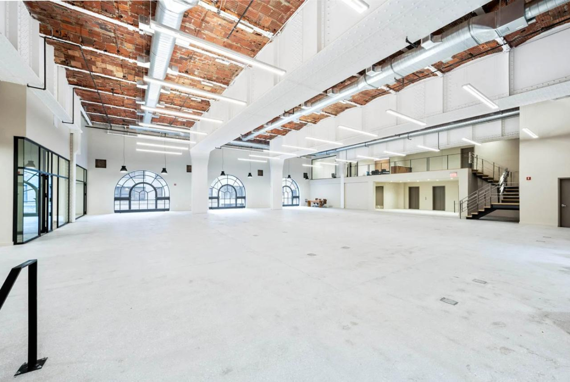 W 39th St, Bryant Park, NY Office Space For Lease 14,200 SF