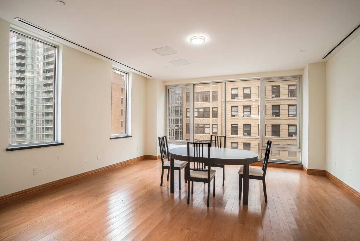 304 Fifth Ave New York NY Interior Photo 2 LargeHighDefinition