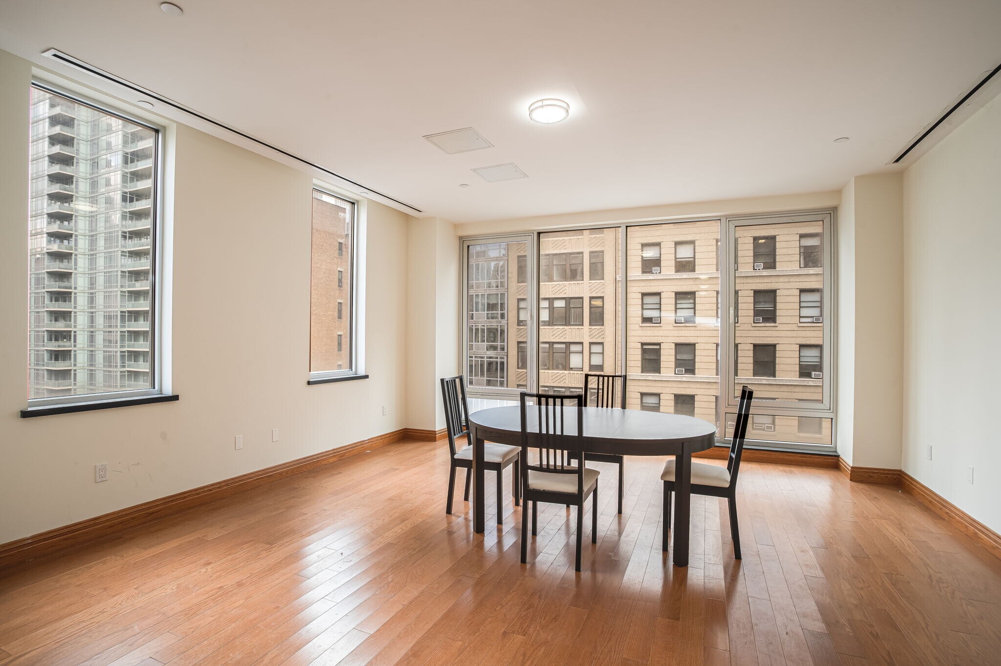 304 Fifth Ave New York NY Interior Photo 2 LargeHighDefinition