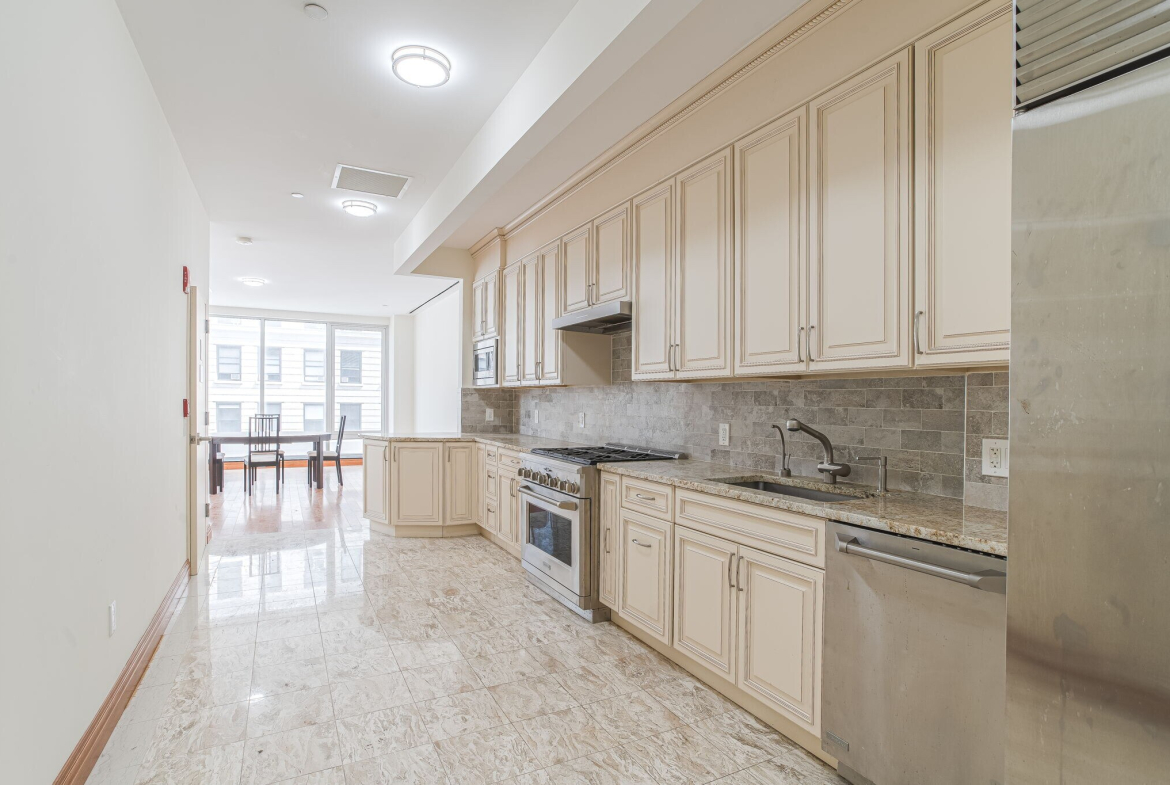 304 Fifth Ave New York NY Interior Photo 4 LargeHighDefinition