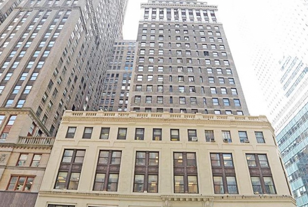 Madison Ave, 40s, Class B Office Building, for lease 3,750 – 5,000 sf 
